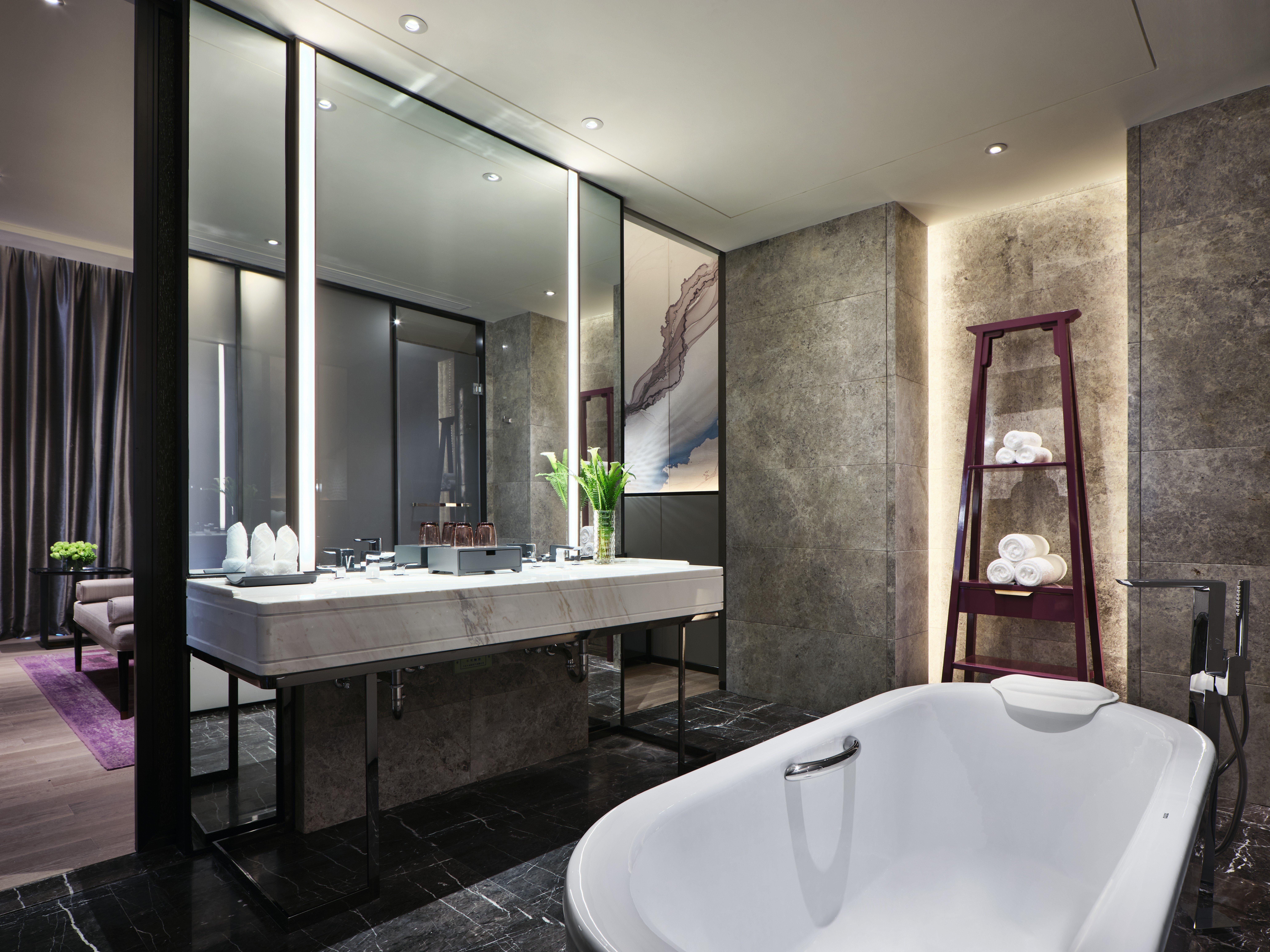 Crowne Plaza Wuxi Lake View, An Ihg Hotel Exterior photo
